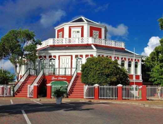 University Of The Dutch Caribbean